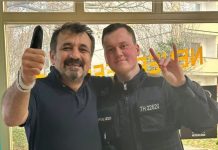 Skandal w Turyngii: Policjant pokazał „wilcze pozdrowienie” w lokalu z kebabem