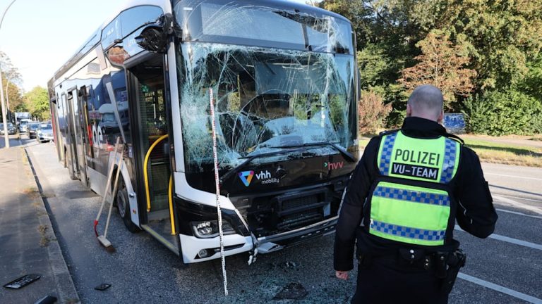 20 osób rannych w poważnym wypadku autobusowym w Hamburgu
