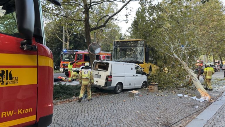 30 osób doznało obrażeń w poważnym wypadku autobusu w Dreźnie!