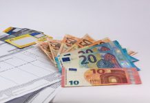 Transfer pieniędzy za granicę – jak wysłać pieniądze do Polski?