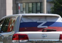 Sąd Rejonowy w Hamburgu orzekł karę grzywny za umieszczenie symbolu „Z” na tylnej szybie samochodu