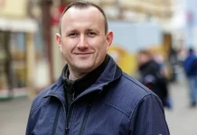 Za 80 centów za godzinę: Pierwszy starosta w Niemczech nakazuje uchodźcom pracę!