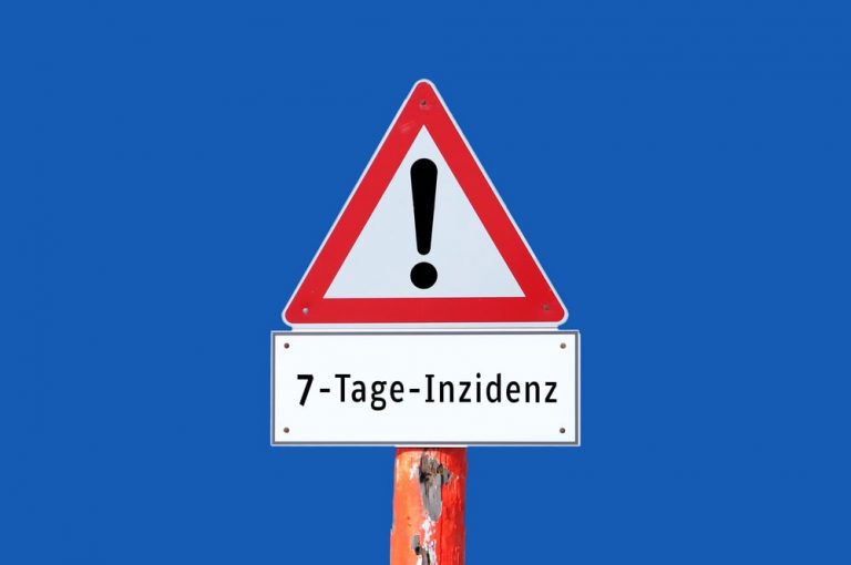 Instytut Roberta Kocha: Siedmiodniowy wskaźnik zachorowalności w Niemczech wynosi już 99,9