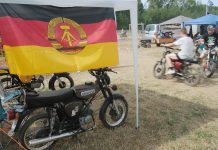 Policja prowadzi dochodzenie po nazistowskich hasłach na zlocie fanów Simsonów w Zwickau