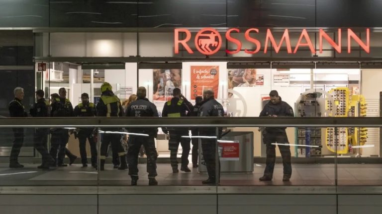 Berlin: Policja postrzeliła nastoletnią złodziejkę sklepową