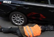 Kierowcy w Berlinie bili i kopali aktywistów „Ostatniego Pokolenia”