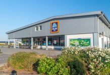 „Niemcy jeżdżą Porsche do ALDI!”: bawarska minister rolnictwa krytykuje zachowania zakupowe mieszkańców Niemiec