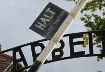 Podręcznik szkolny piszący o „polskich obozach” został w Niemczech wycofany! Rozprawa o zakłamywaniu historii