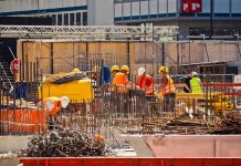 Nielegalne zatrudnienie na budowach: niemiecki związek zawodowy IG Bau żąda zwiększenia liczby personelu w walce z pracą na czarno