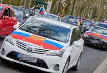 W dniu, w którym świat dowiedział się o masakrze w Buczy: prorosyjska demonstracja w Berlinie