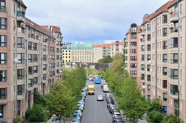 Niemcy: Wynajęcie mieszkania w co drugim dużym mieście na granicy możliwości finansowych rodzin!