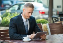 Podanie o pracę wysyłane drogą elektroniczną: już sam temat e-maila może mieć duże znaczenie