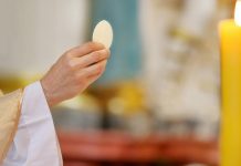 Bierzmowanie w Niemczech – wszystko co musisz wiedzieć!