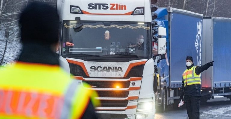 Kontrole graniczne przy wjeździe do Niemiec z Czech i Tyrolu przedłużone do 17 marca