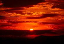 Pogoda w Niemczech: nadal będzie ciepło, pył znad Sahary zabarwi niebo na czerwono