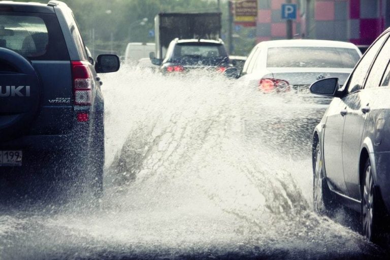 Niemcy: Po pięknej pogodzie możliwe ulewne deszcze, grad i powodzie!