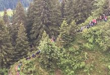 Górski szlak w Austrii okazał się zbyt trudny – 99 uczniów i 8 nauczycieli uratowanych helikopterem!