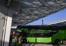 Wpadka FlixBusa – 13 pasażerów pozostawionych na stacji benzynowej w Polsce
