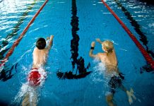 Wkrótce osoby o niskich dochodach będą mogły popływać za darmo w krytych basenach w Berlinie