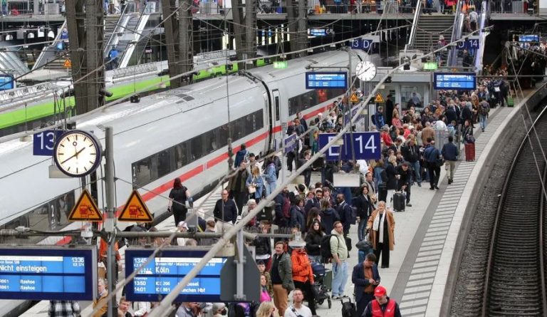 Hamburg: Zakaz wnoszenia broni na główny dworzec kolejowy