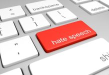 Mowa nienawiści w internecie: niemiecka policja przeszukała domy 75 podejrzanych