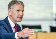 Niemcy: Przeszukiwania domu polityka AfD pod kątem narkotyków– zarzuty przeciwko synowi