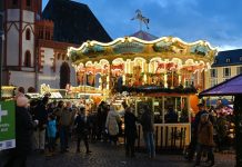 Niemcy: Fala fałszywych ulotek na jarmarkach świątecznych. Ulm ostrzega mieszkańców
