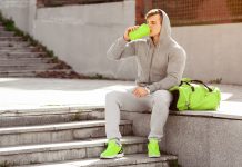 Nadrenia Północna-Westfalia: szkoła w Wermelskirchen zakazuje noszenia spodni dresowych