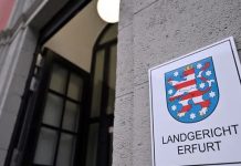 Niemcy: 74-latek kastrował mężczyzn w swoim mieszkaniu.