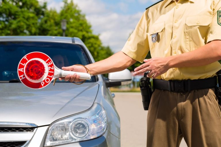 Czy można nagrywać policjanta podczas kontroli drogowej w Niemczech?