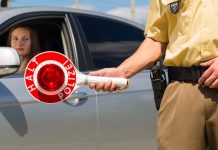 Kontrola policyjna w Niemczech: Czy musimy wykonywać wszystkie polecenia funkcjonariusza policji?