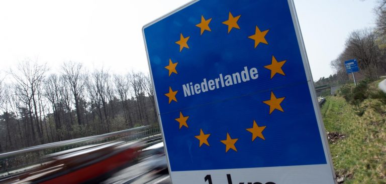 Niemcy uznają Holandię za obszar wysokiego ryzyka! Od wtorku obowiązkowe testy