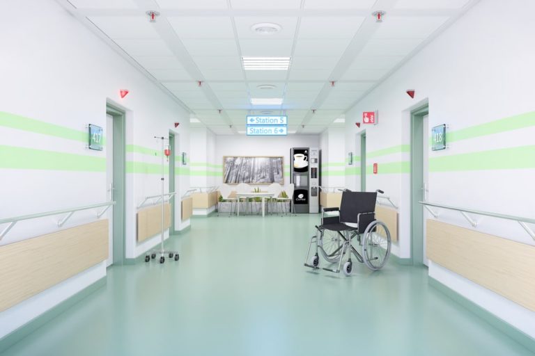 Niemcy: prawie dziesięć procent pracowników szpitali nieobecnych z powodu choroby