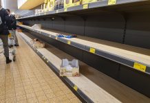 Edeka, Netto i inne supermarkety w Niemczech: czy w okresie świątecznym sklepowe półki będą świecić pustkami?