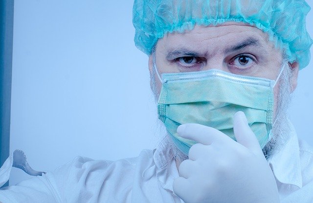 Do lekarzy w Niemczech trafiły setki tysięcy wadliwych maseczek ochronnych!