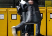 Monachium: Listonosz wyrzucił 1000 listów do śmieci