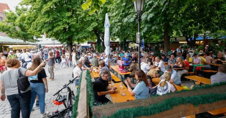 Niemcy: Czy wkrótce będzie można palić trawkę w ogródkach piwnych?