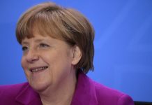 Angela Merkel otrzymała pokojową nagrodę UNESCO za politykę migracyjną