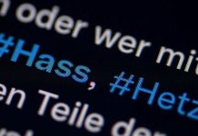 Niemcy: Akcje policyjne w 11 krajach związkowych wobec autorów mizoginicznej mowy nienawiści