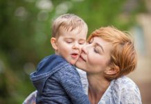 Oto co powinni wiedzieć rodzice samotnie wychowujący dziecko w Niemczech, aby zaoszczędzić na podatkach!