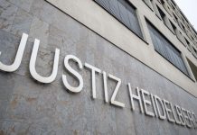 Szokująca sprawa w Niemczech: Matka przez tygodnie celowo zakażała córkę bakteriami. Ruszył proces