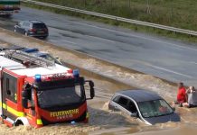 Niemcy: powódź na autostradzie A2, korek na 8 km