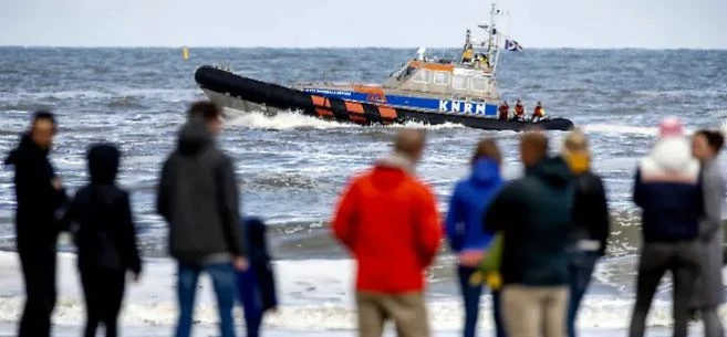 Dramat nad Morzem Północnym w Holandii – Niemiecki wczasowicz zginął na oczach syna