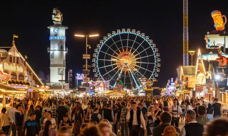 Piosenka „L’amour toujours” ma zostać zakazana na Oktoberfest z powodu prawicowo-ekstremistycznych incydentów