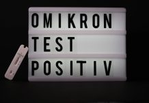 Dr Christoph Specht o fali zakażeń wariantem Omikron: w ciągu najbliższych dwóch miesięcy wszyscy otrzymają pozytywny wynik testu na koronawirusa