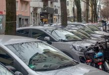 Niemcy: Parkowanie dla mieszkańców jest zbyt tanie?