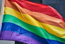 W Hanau powstały specjalne miejsca parkingowe dla osób LGBTIQ i migrantów