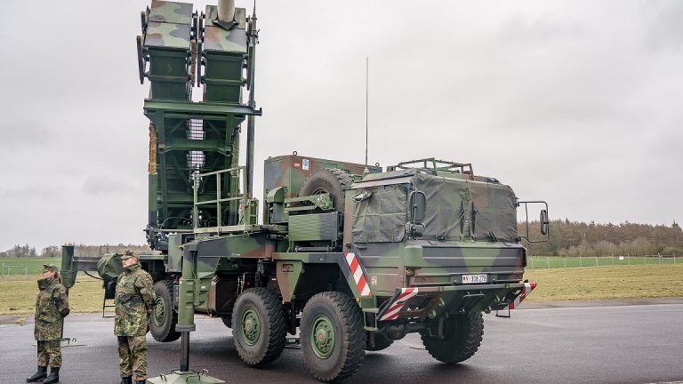 Po spadnięciu rakiety na Polskę: Niemcy oferują Polsce system obrony przeciwlotniczej Patriot