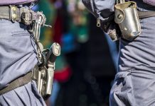 Niemcy: Tysiące ludzi imprezowało w weekend w miejskich parkach – w wielu miastach interweniowała policja