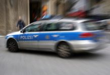 Nadrenia Północna-Westfalia: nieznani sprawcy podpalili dary przeznaczone dla poszkodowanych w wyniku trzęsienia ziemi w Turcji